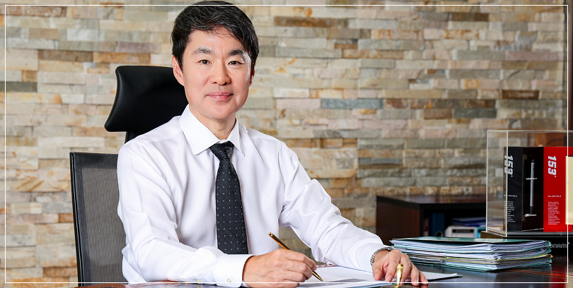 모나미 대표 송하경 사진