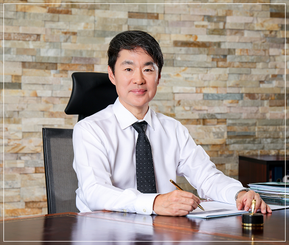 모나미 대표 송하경 사진